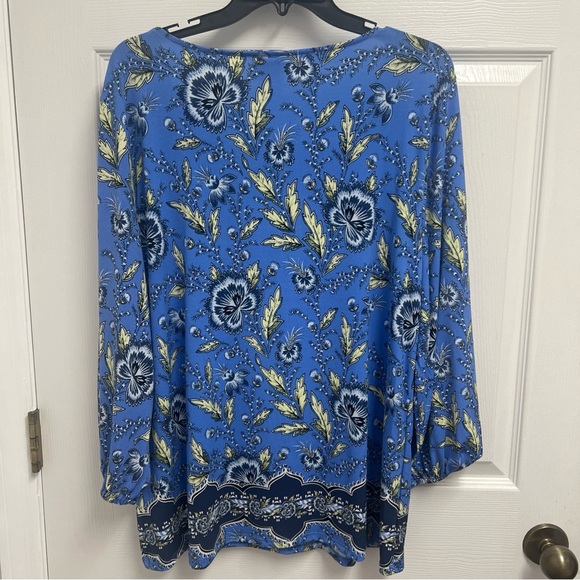 JM Collection Blue Floral Blouse - Picture 7 of 7